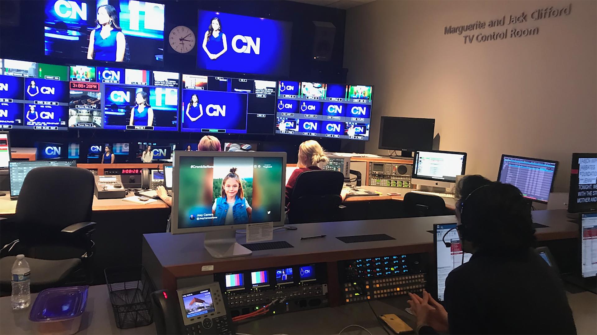 What Is Newscasting?