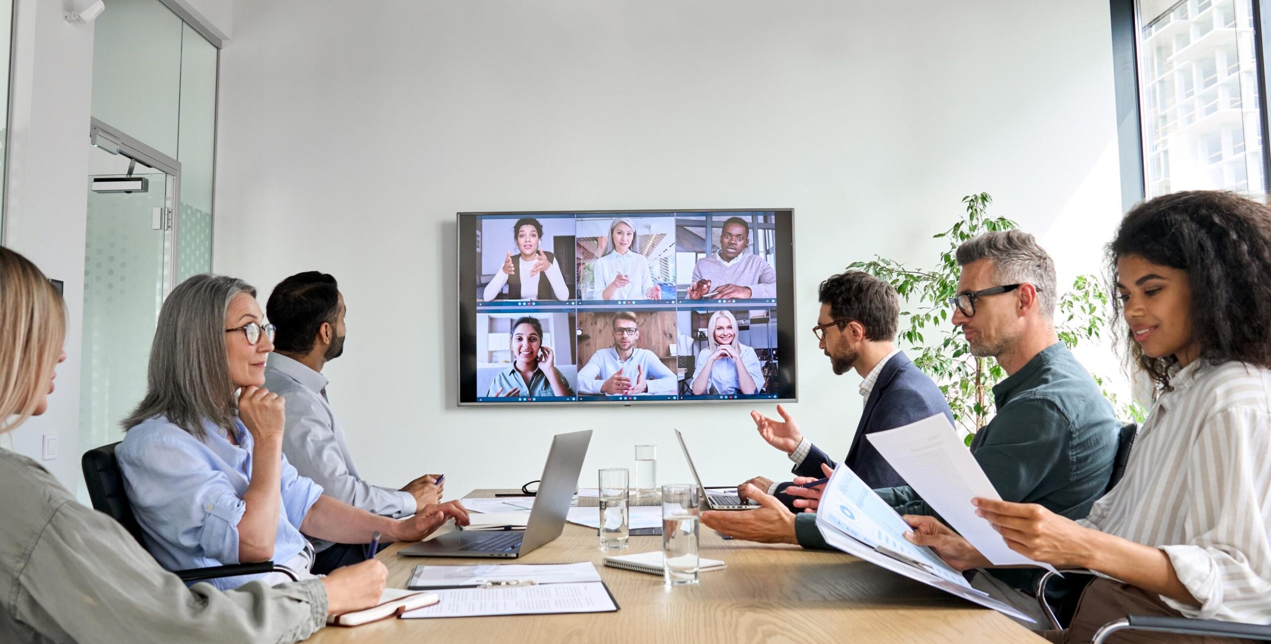 Discover Hosted Unified Communications Supporting Hybrid Work Environments